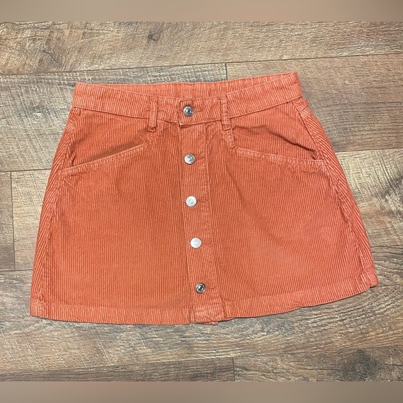 Free People 100% Cotton Ray Corduroy Button Down Mini Skirt Size 4/8 - Picture 2 of 5